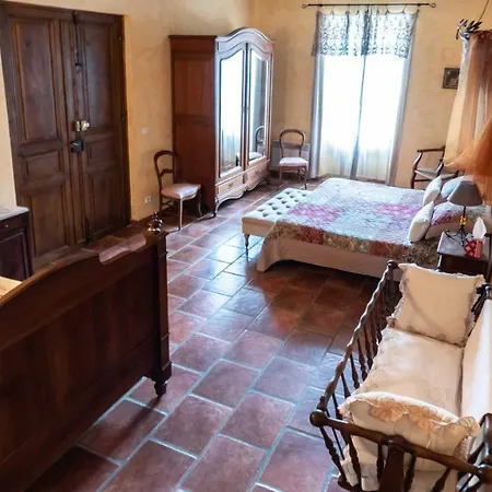 Bed & Breakfast Le Clos Des Rosalines à Durban-corbières *