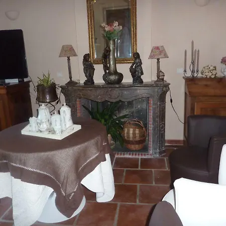 Le Clos Des Rosalines à Durban-corbières *