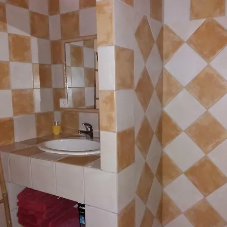 Le Clos Des Rosalines à Durban-corbières * Durban-Corbieres