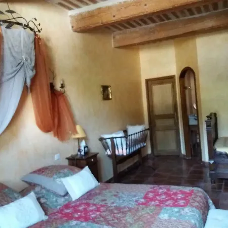 Bed & Breakfast Le Clos Des Rosalines à Durban-corbières